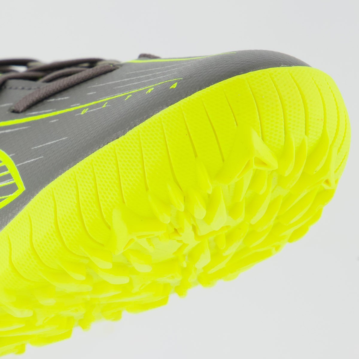 Chuteira Puma Ultra 5 Play Society Cinza e Verde Cinza/Verde 8