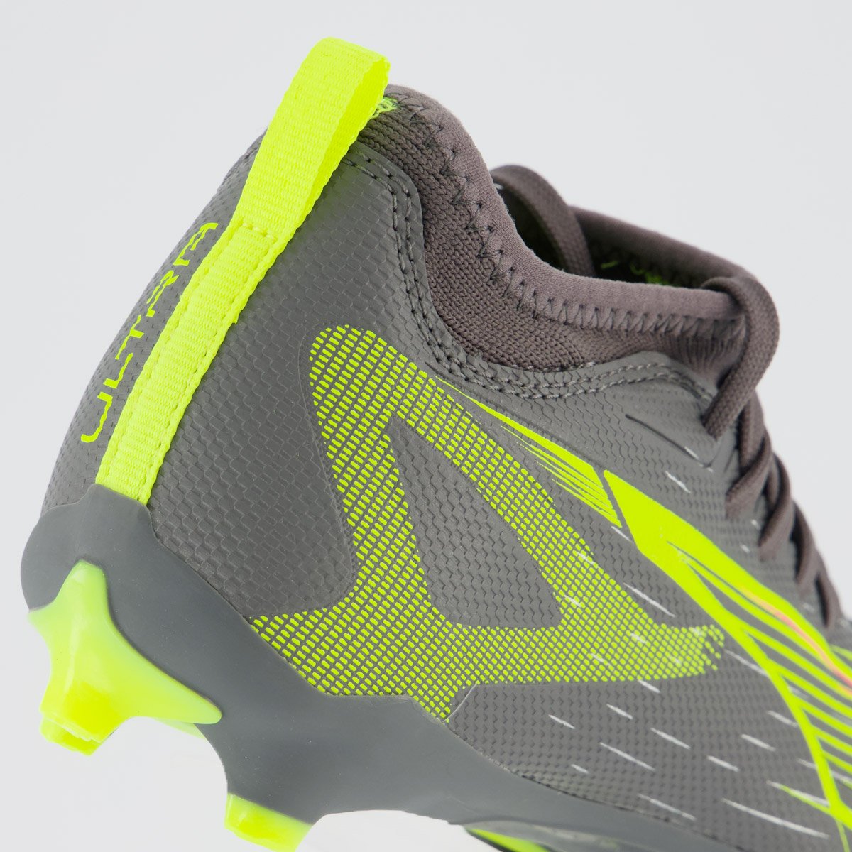 Chuteira Puma Ultra 5 Match+ Campo Juvenil Cinza e Verde Cinza/Verde 6