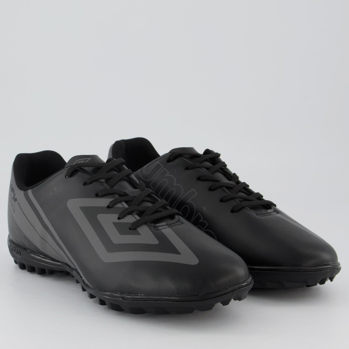 Chuteira Umbro Kick Society Preta e Cinza Preto/Cinza 2