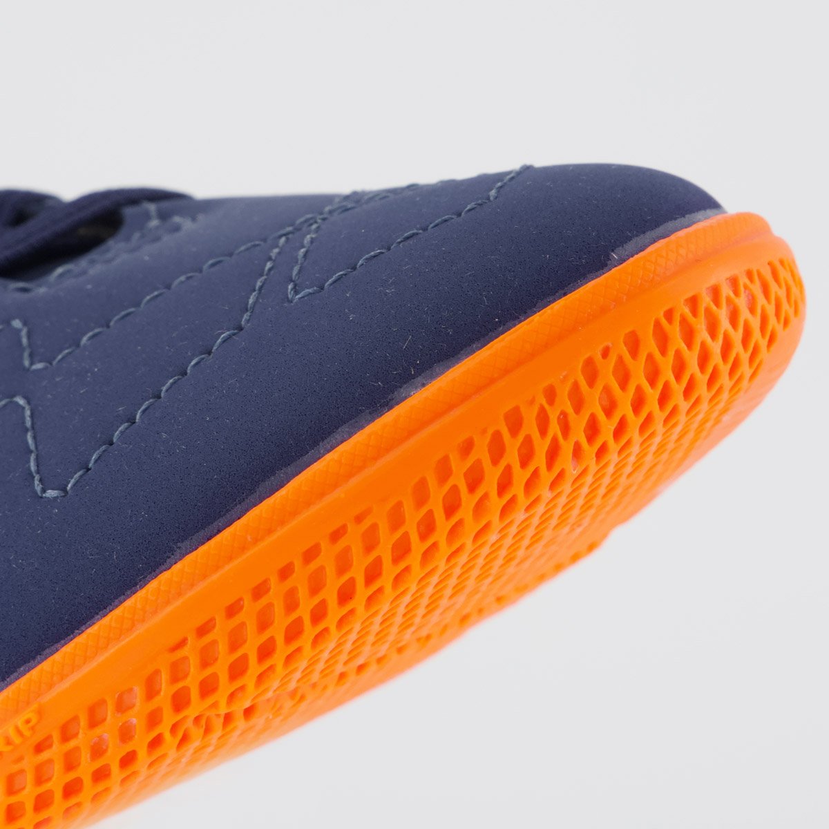 Chuteira Umbro Neo Stiker Futsal Infantil Azul e Laranja Azul/Laranja 8