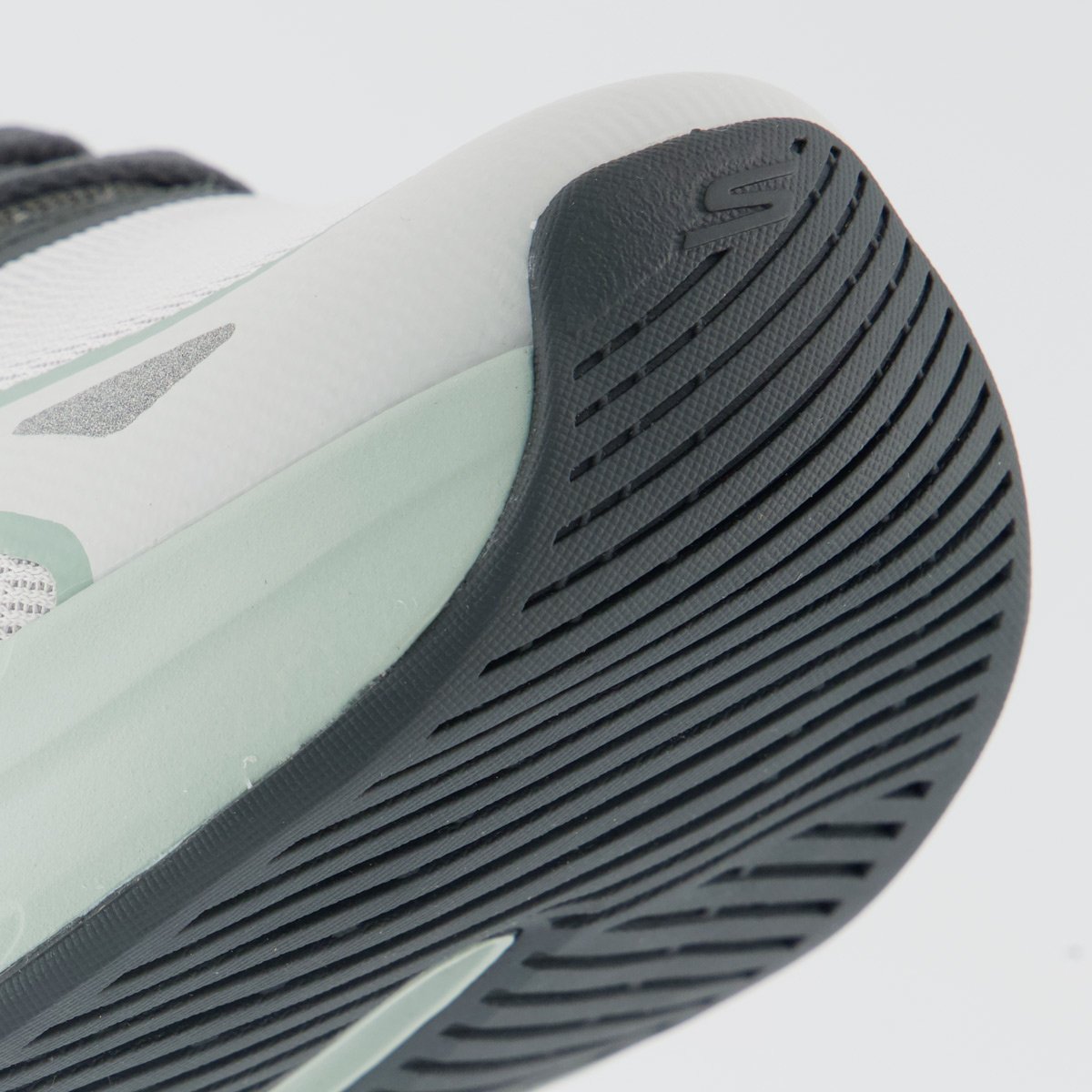 Tênis Skechers Max Cushioning Glide-Step Verde Cinza/Verde 8