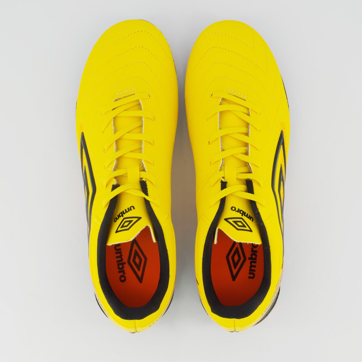 Chuteira Umbro Master Class Club Campo Amarela e Preta Amarelo/Preto 4