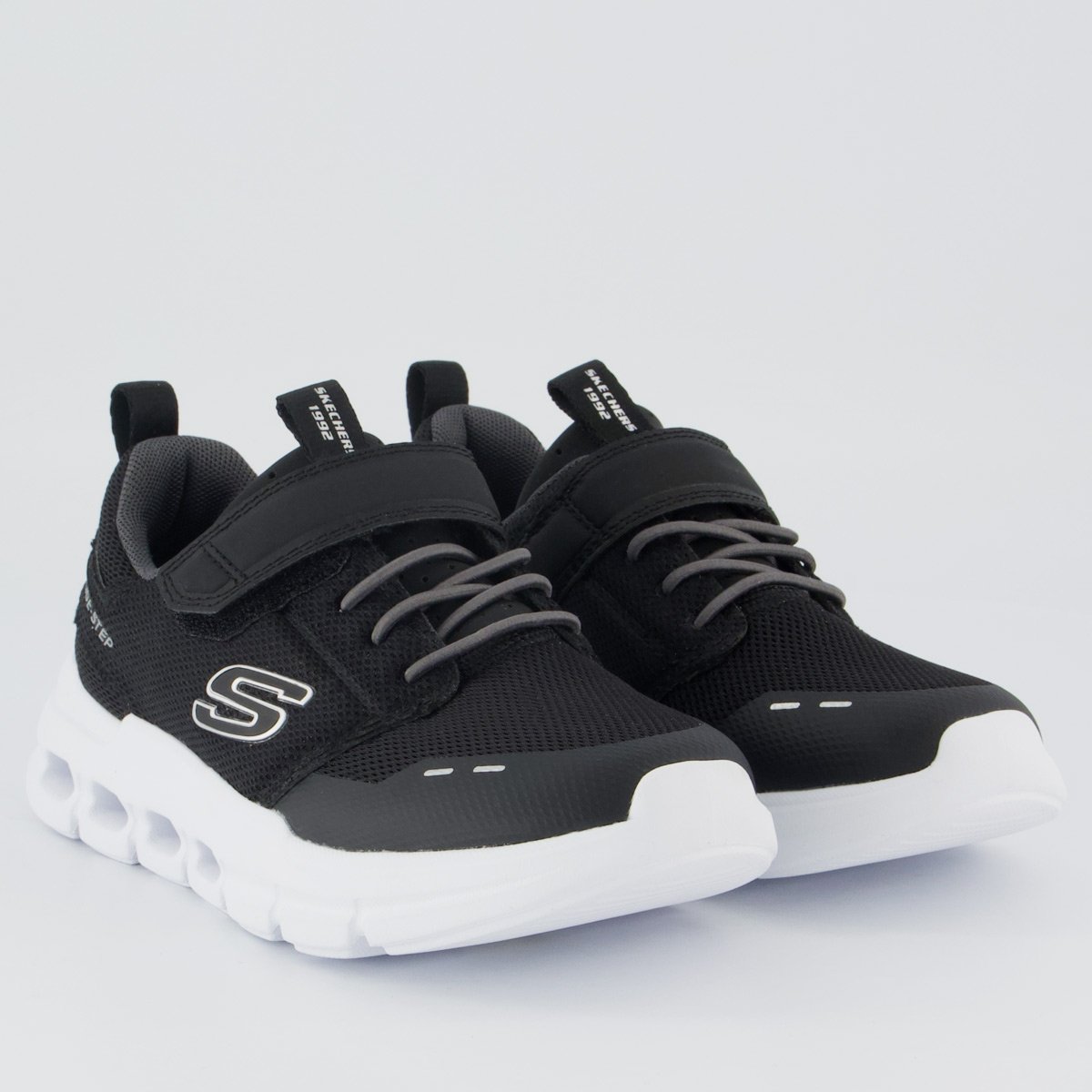 Tênis Skechers Glide-Step Flow Infantil Preto e Branco Preto/Branco 2
