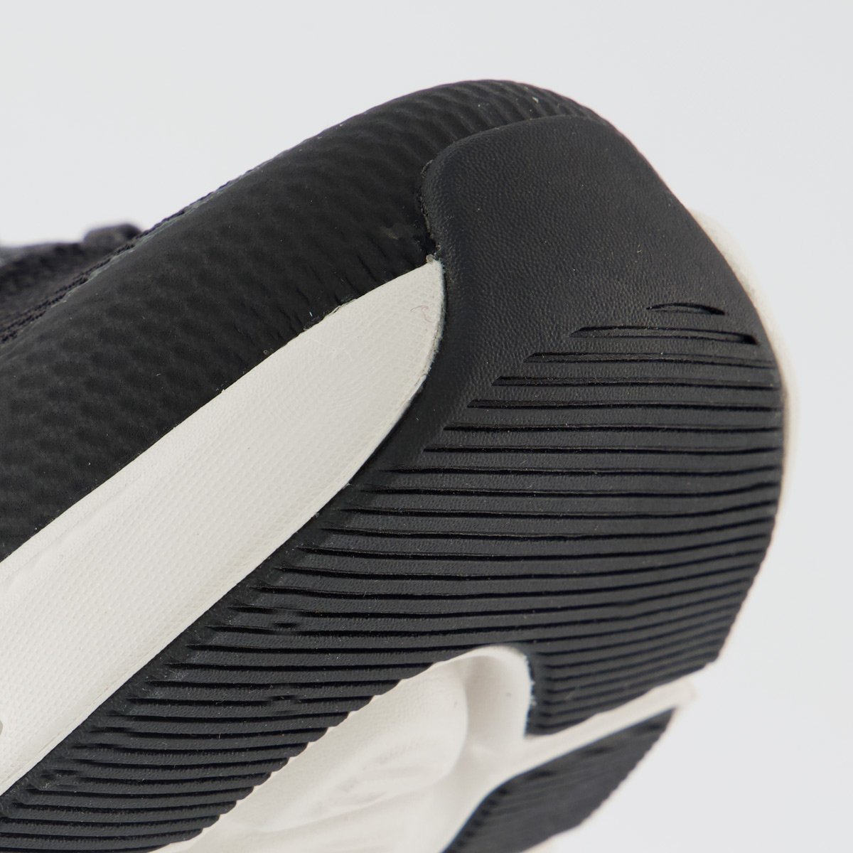 Tênis Skechers Glide-Step Pro Preto e Off White Preto 8