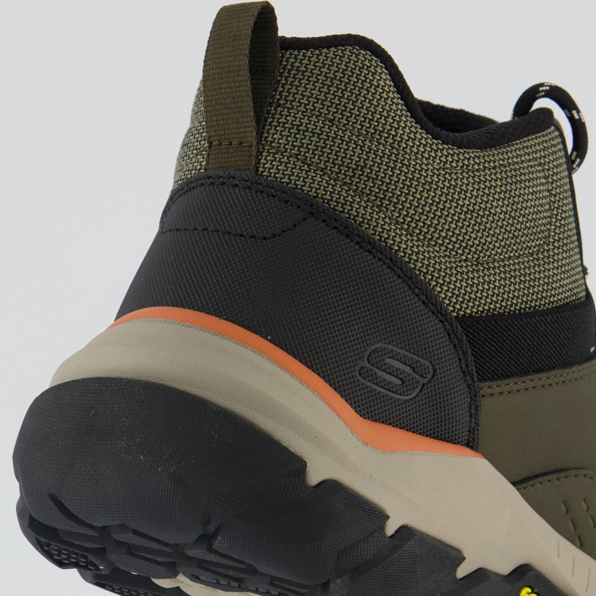 Bota Skechers Santoro Hopkins Verde Oliva Verde 6