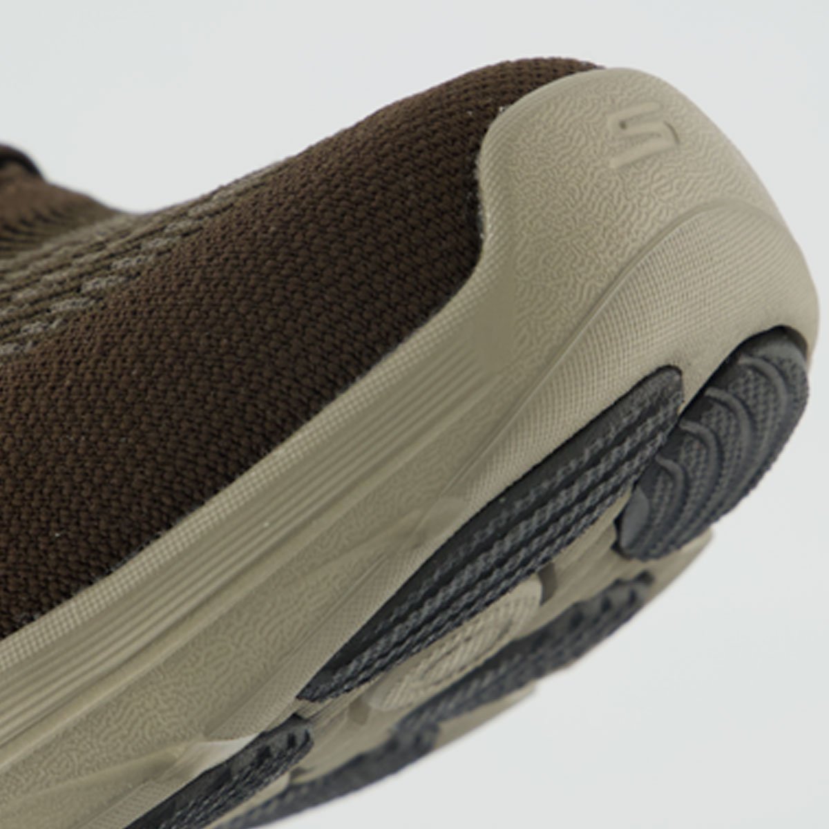 Tênis Skechers Go Walk 8 Marrom Marrom 8