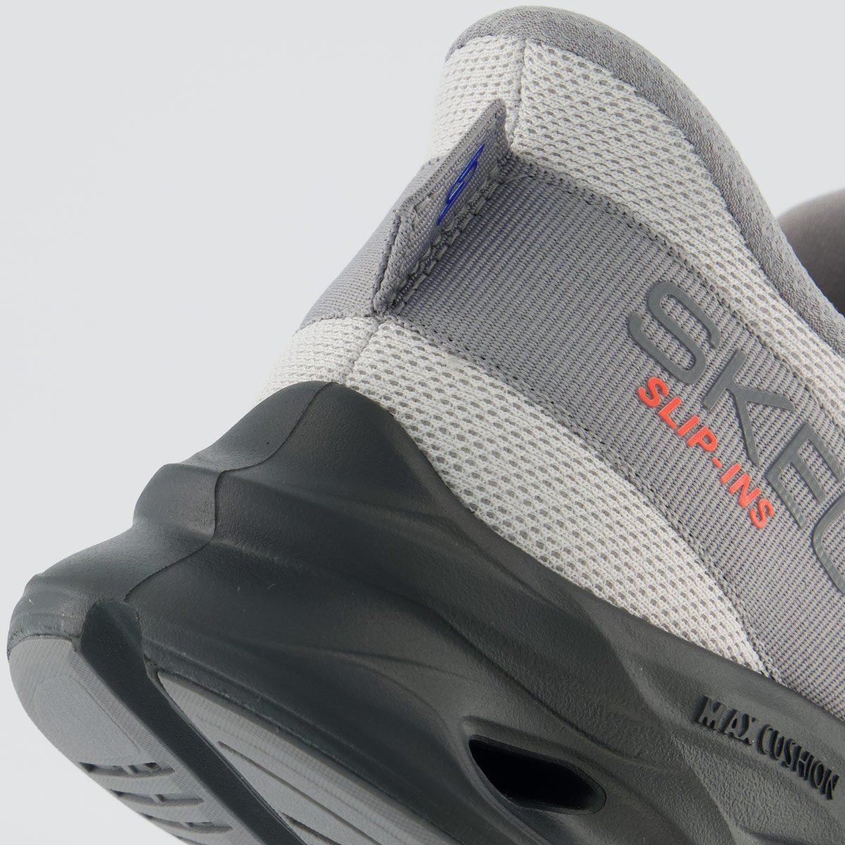 Tênis Skechers Max Cushioning Glide-Step Cinza Branco/Cinza 6