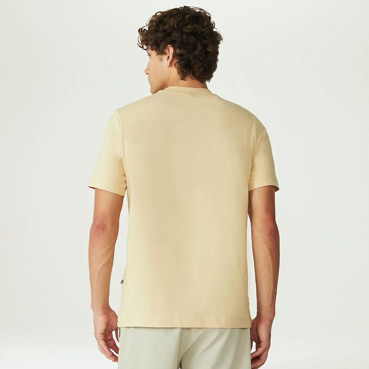 Camiseta Fila Regular Classic Bege Bege 3