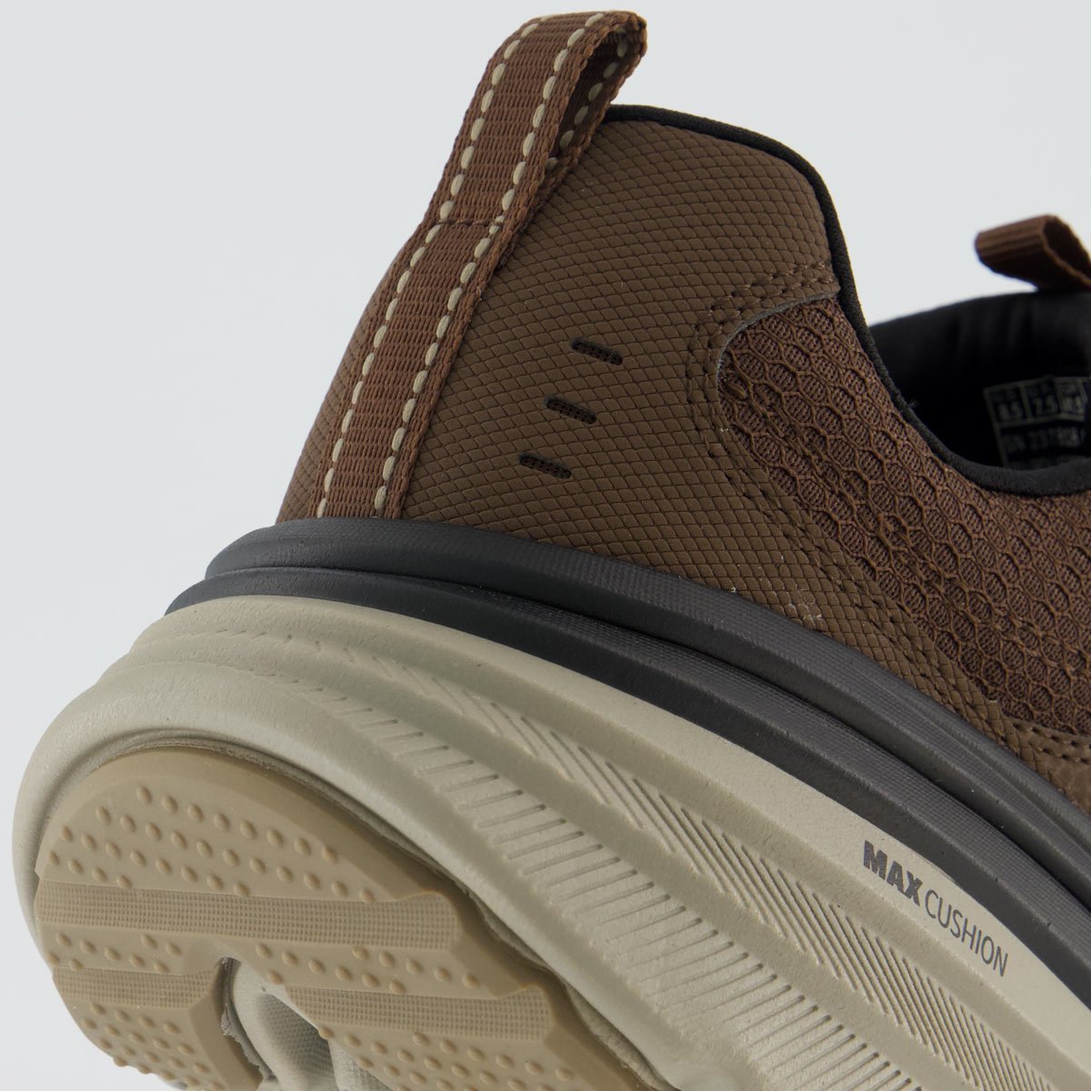 Tênis Skechers Max Cushioning Zirrus Marrom Marrom 6