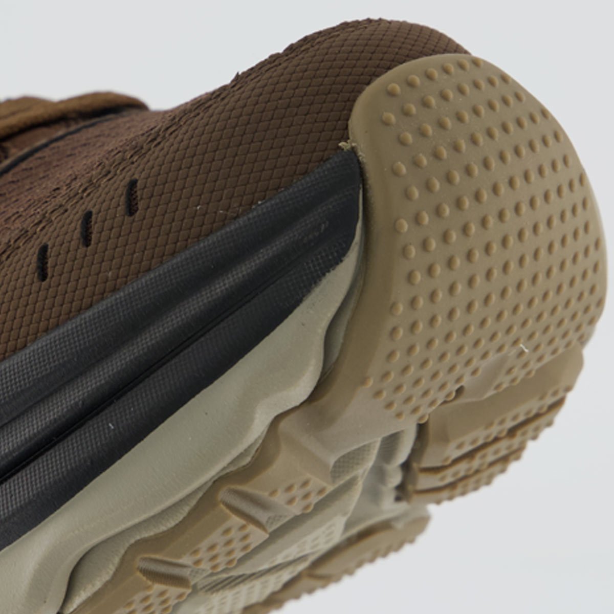 Tênis Skechers Max Cushioning Zirrus Marrom Marrom 8