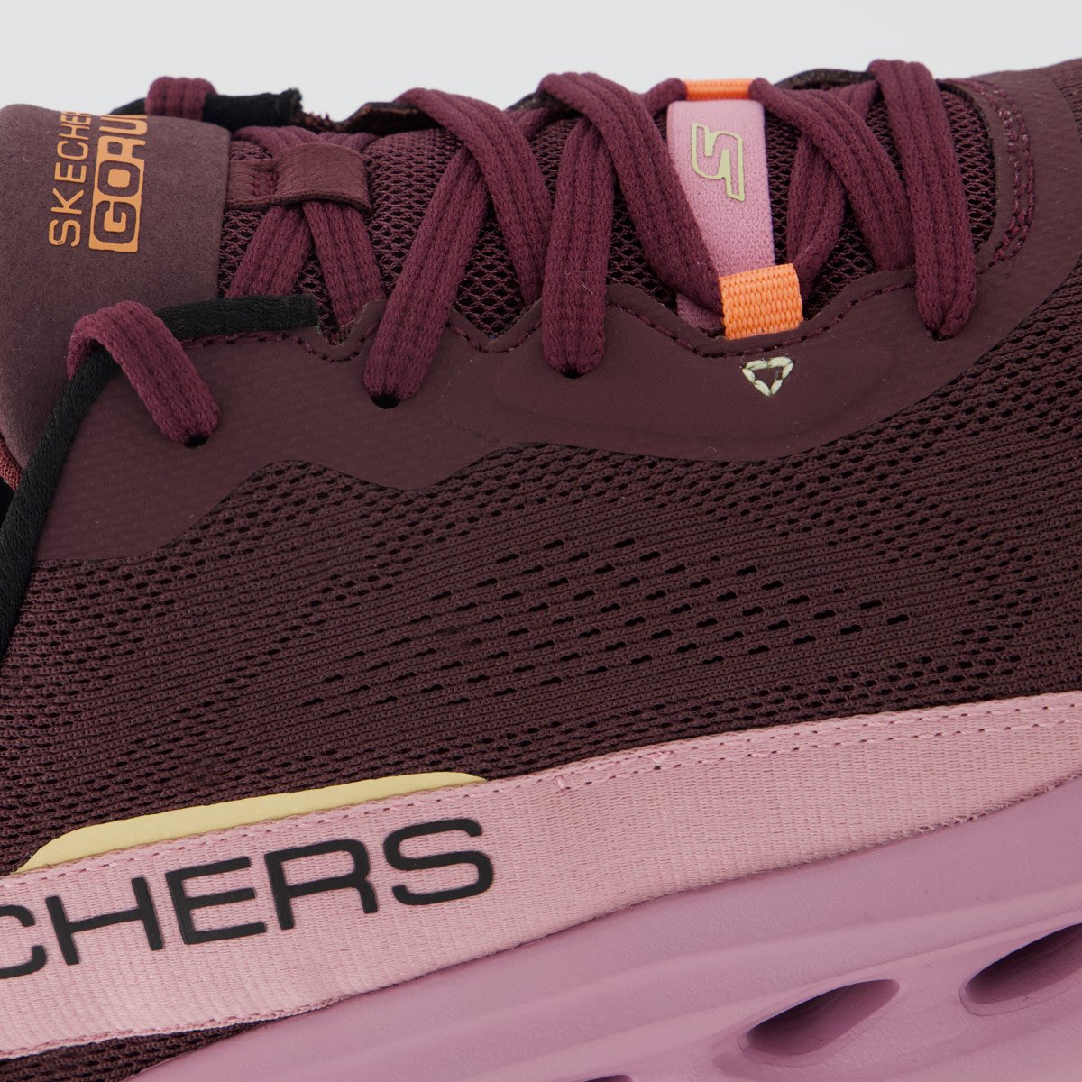 Tênis Skechers Max Cushioning Glide-Step Feminino Bordô Bordô 7