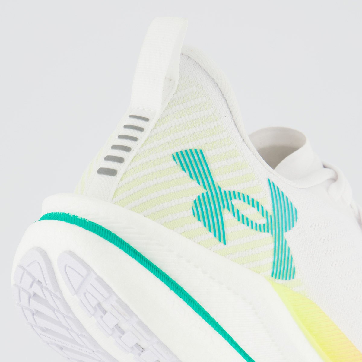 Tênis Under Armour Velociti SPD Branco Branco 6
