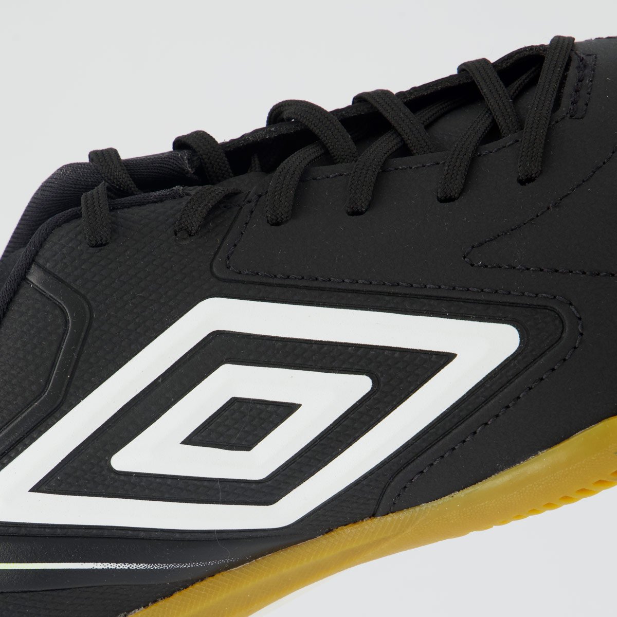 Chuteira Umbro Master Class Club Futsal Preta e Branca Preto/Branco 7