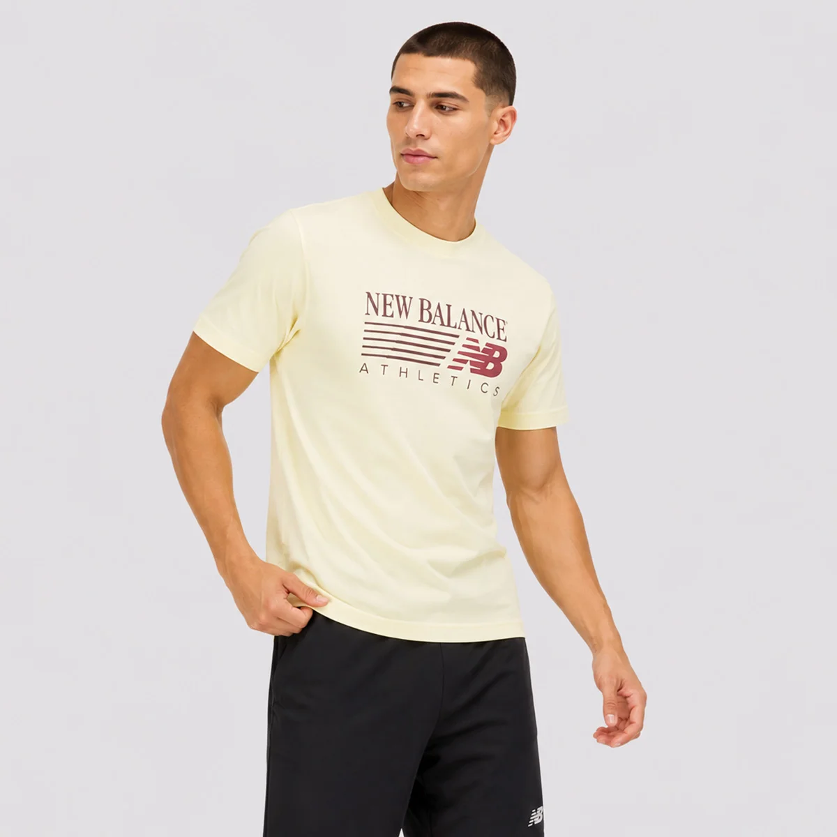 Camiseta New Balance Reimagined Graphic Amarela Amarelo 2
