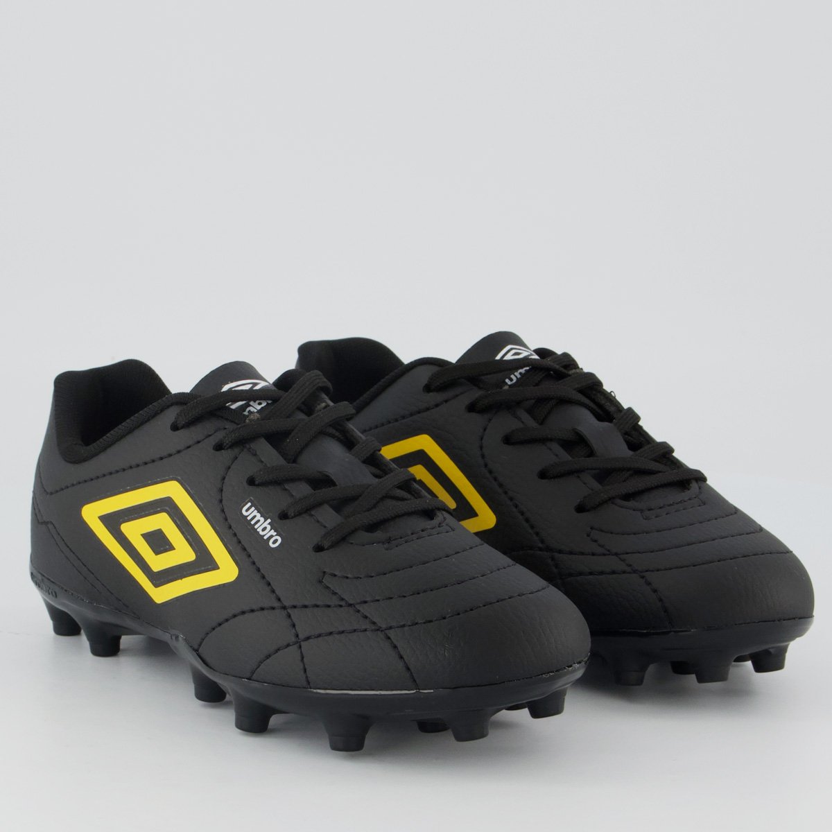 Chuteira Umbro Class Footballer Campo Juvenil Preta e Amarela Preto 2