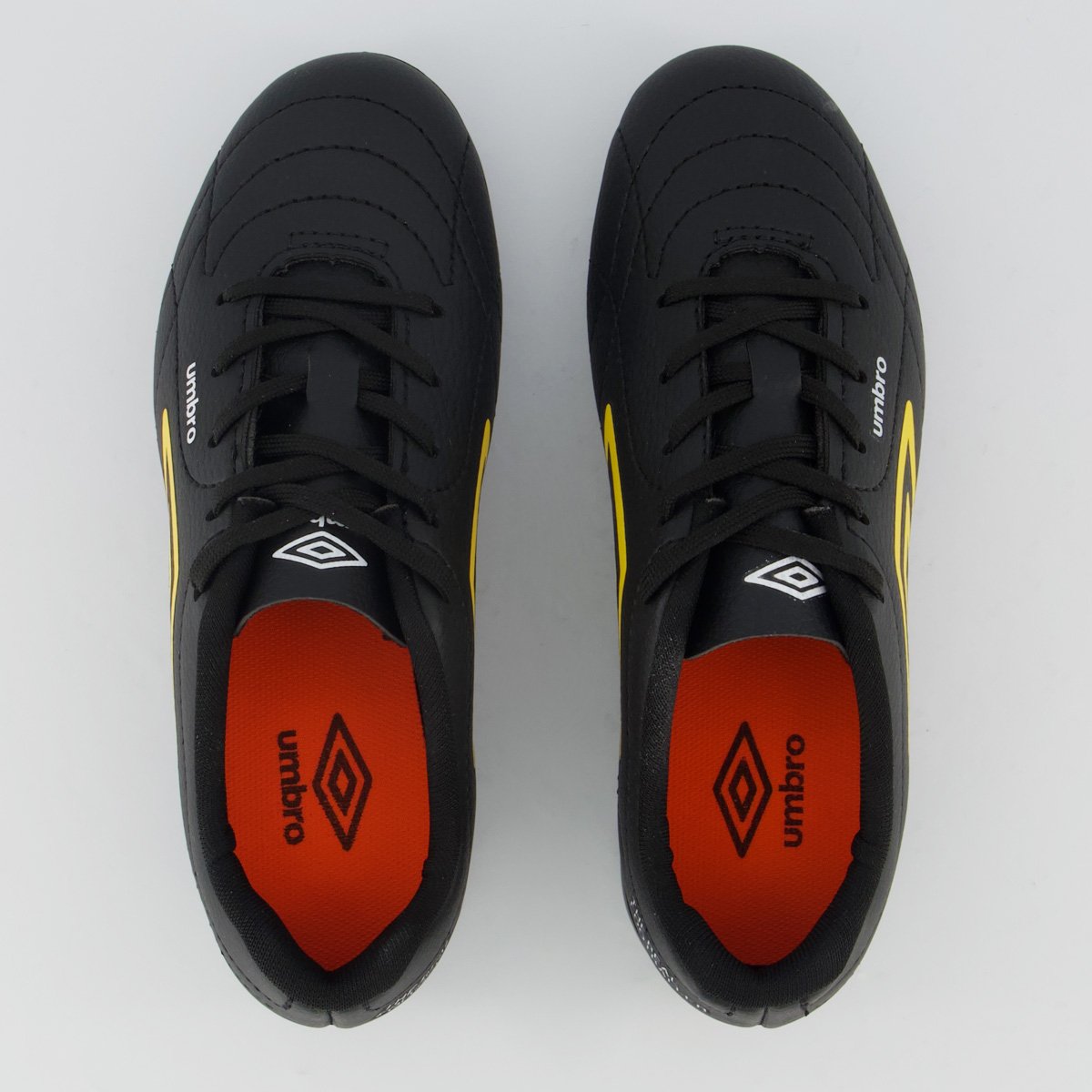 Chuteira Umbro Class Footballer Campo Juvenil Preta e Amarela Preto 4
