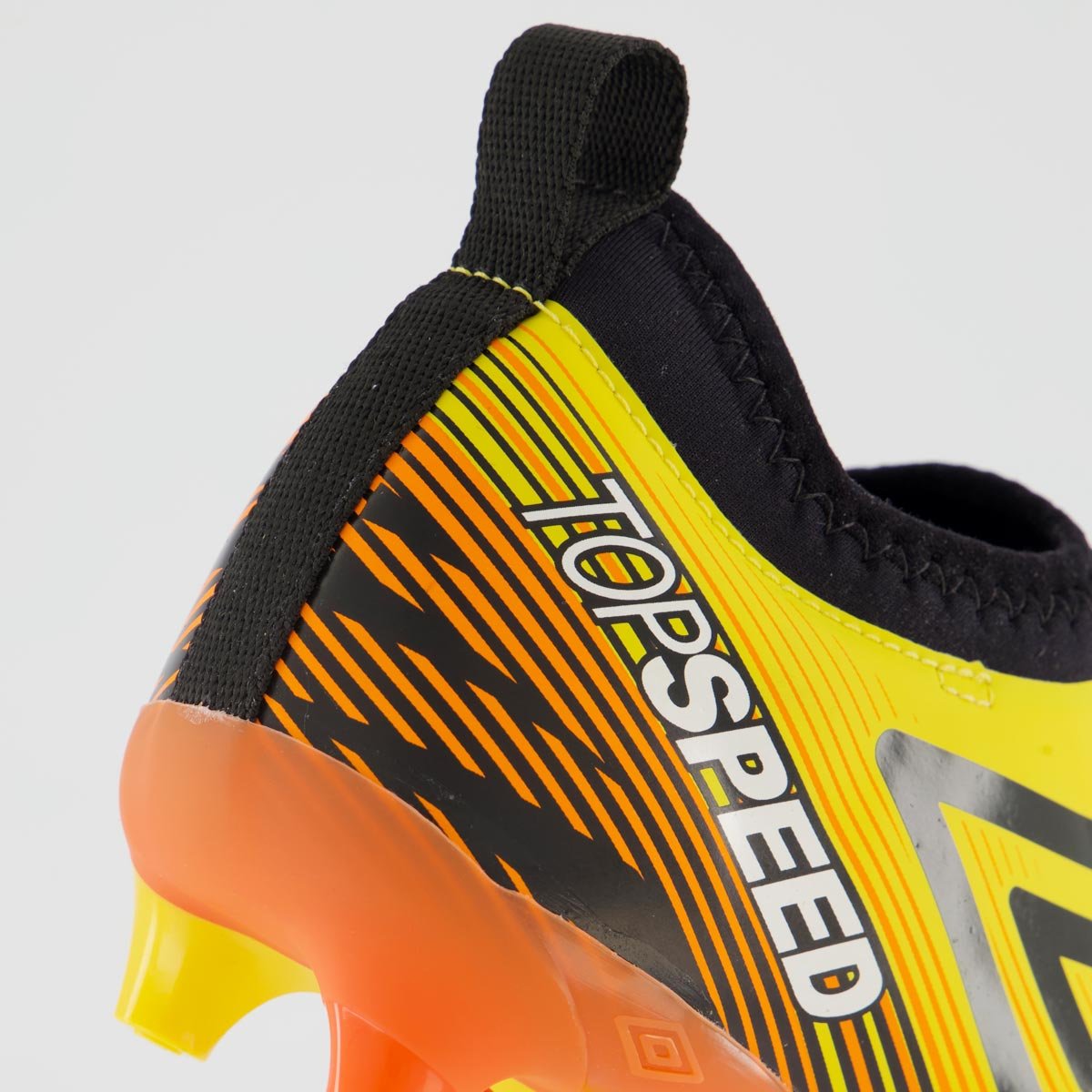 Chuteira Umbro Top Speed Club Campo Amarela e Preta Amarelo 6
