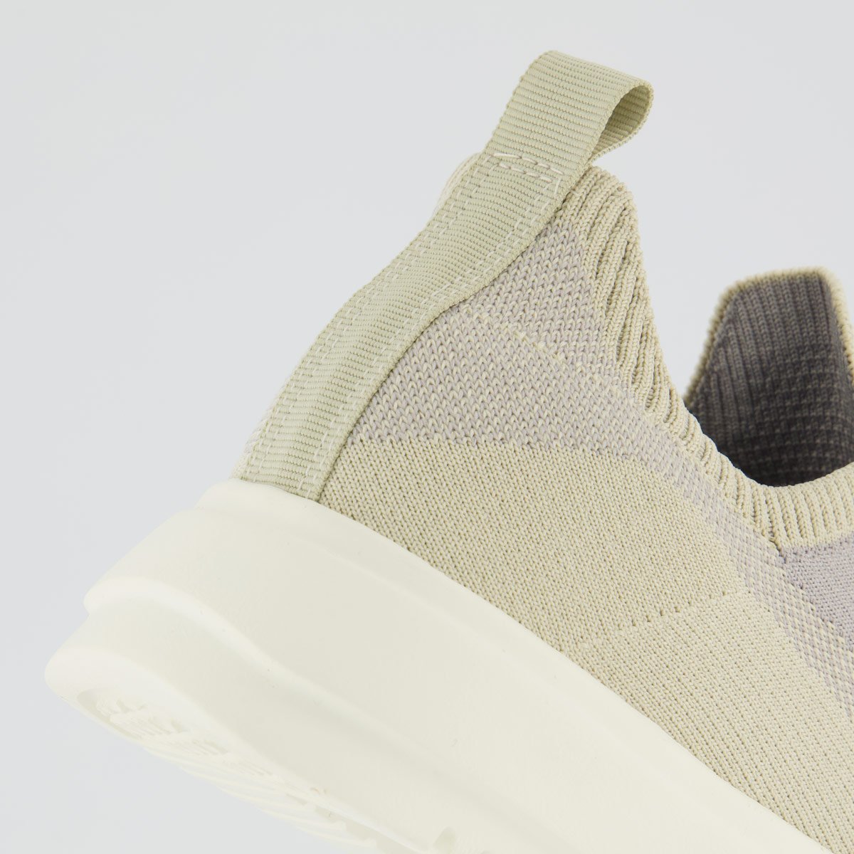 Tênis Coca Cola Loud Breath Off White e Cinza Off White 6