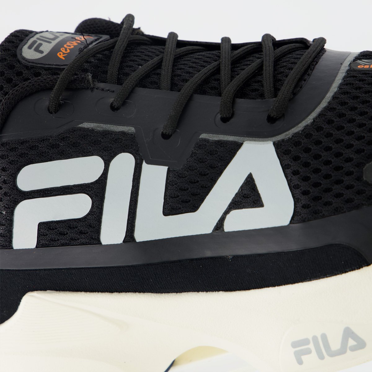 Tênis Fila Recovery Preto e Prata Preto 7