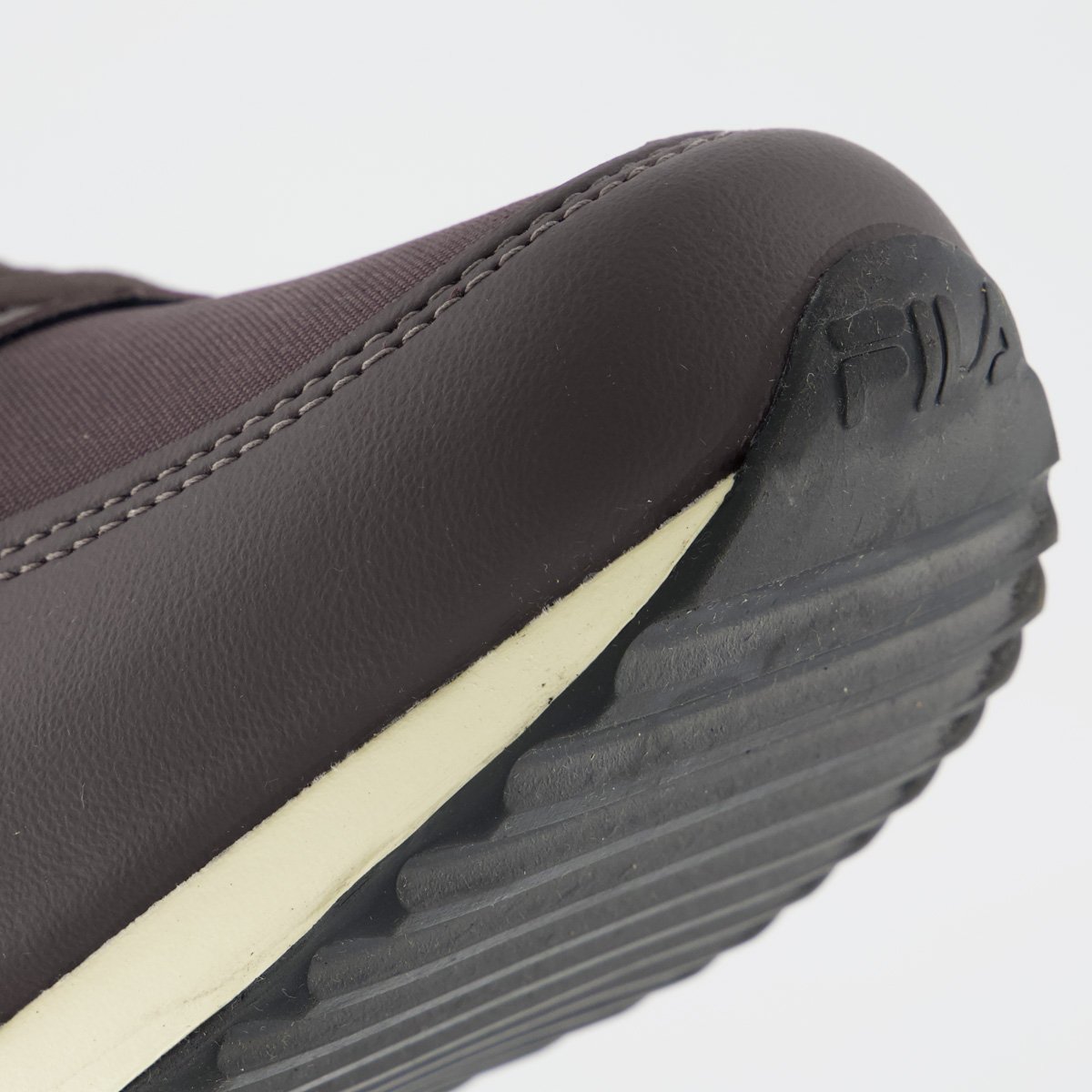 Tênis Fila Euro Jogger Vintage Marrom e Preto Marrom/Preto 8