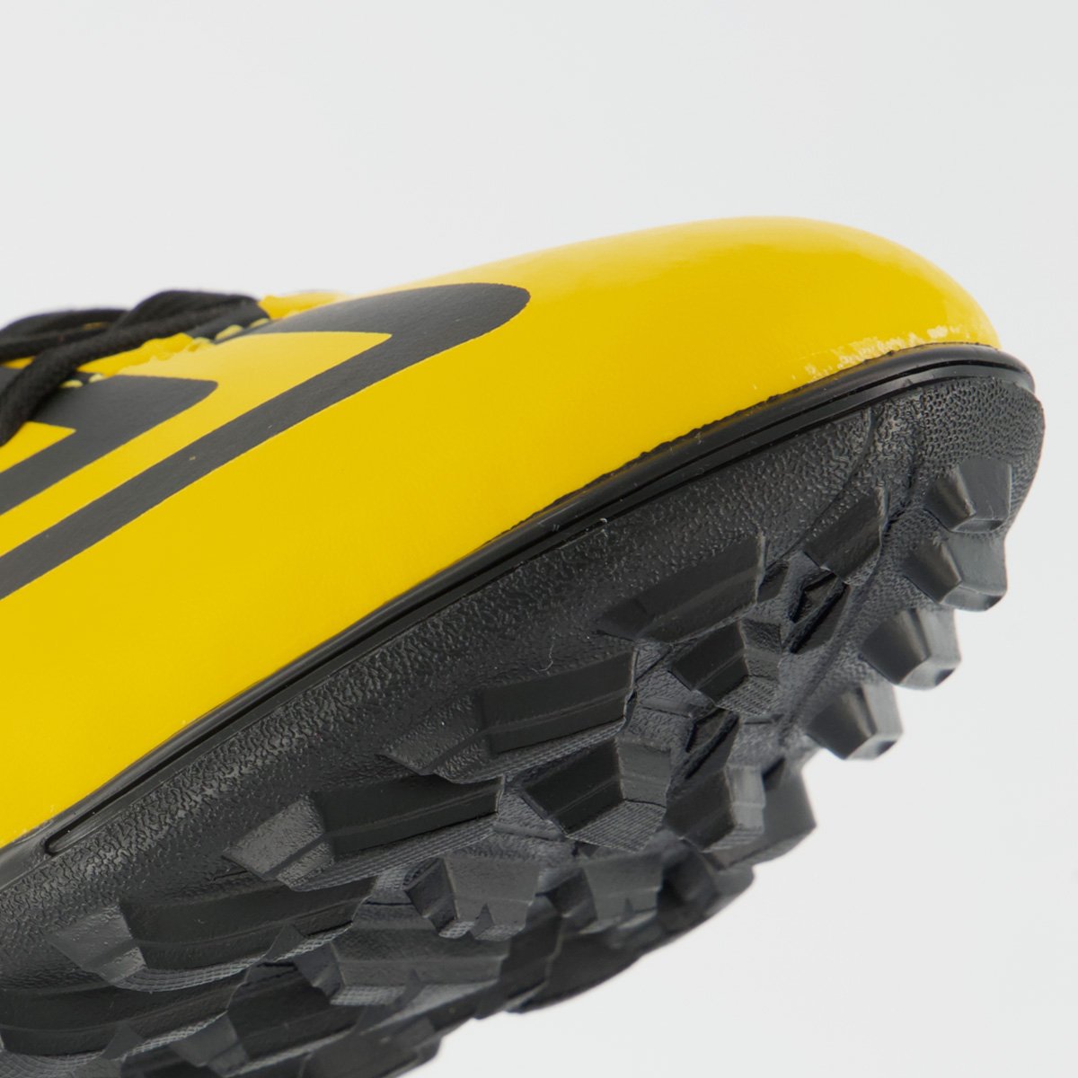 Chuteira Umbro Kick Society Amarela e Preta Amarelo 8