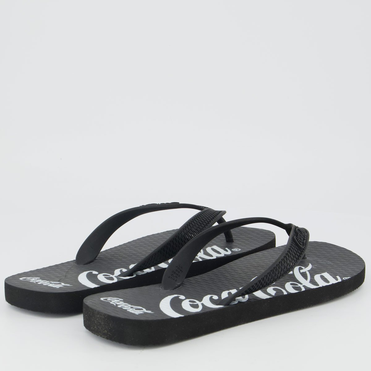 Chinelo Coca Cola Spencerian Preto e Branco Preto 4