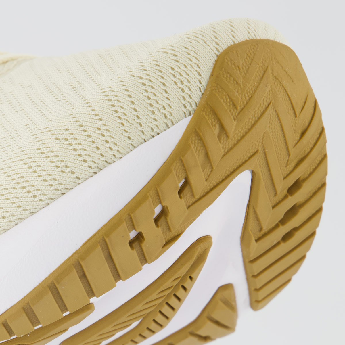 Tênis Asics Versablast 4 Feminino Bege Bege 8