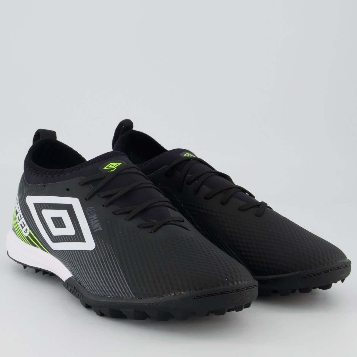 Chuteira Umbro Top Speed Club Society Preta e Verde Preto 2