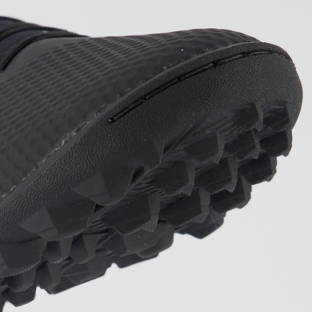Chuteira Umbro Top Speed Club Society Preta e Verde Preto 8