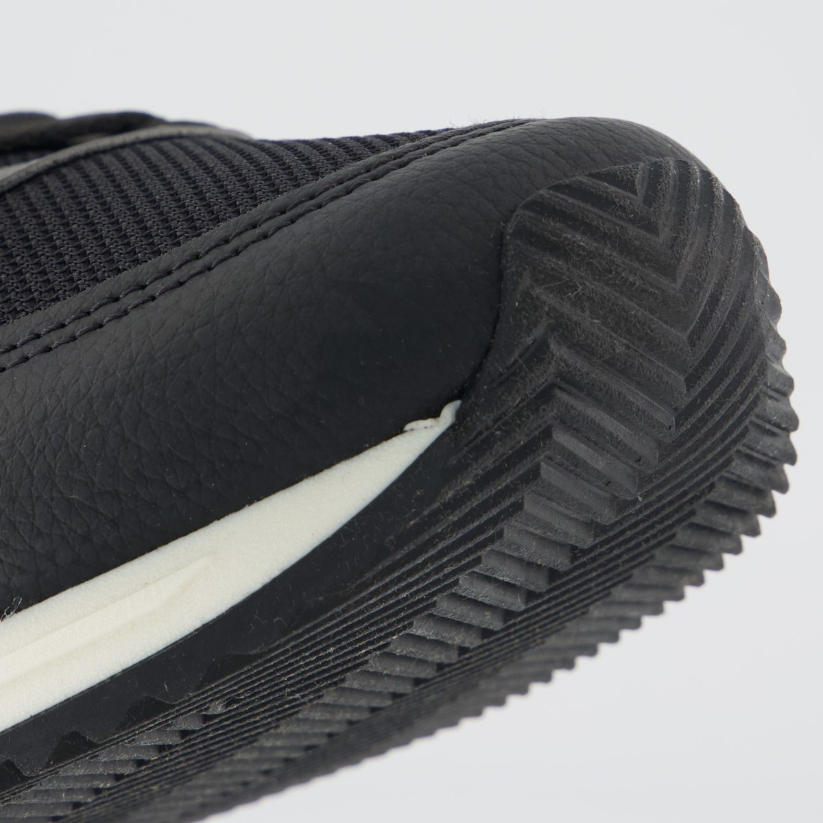Tênis Fila Jogger 95 Preto Preto 8