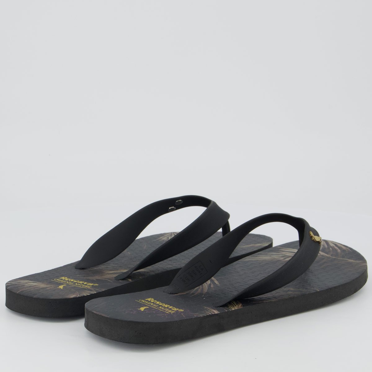 Chinelo Reserva Energia da Mata Preto Preto 4