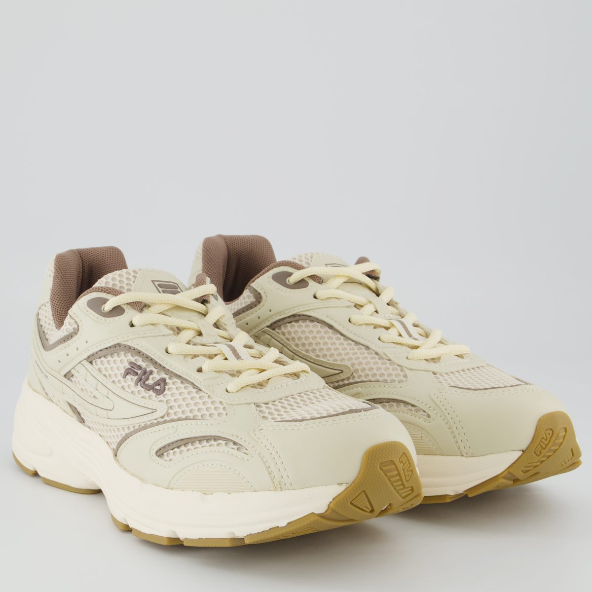 Tênis Fila Runner 2K Off-White e Bege Bege 2