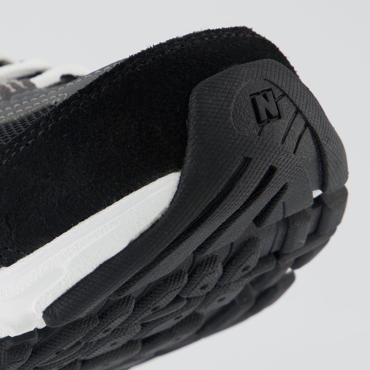 Tênis New Balance 530 Preto e Branco Preto 8