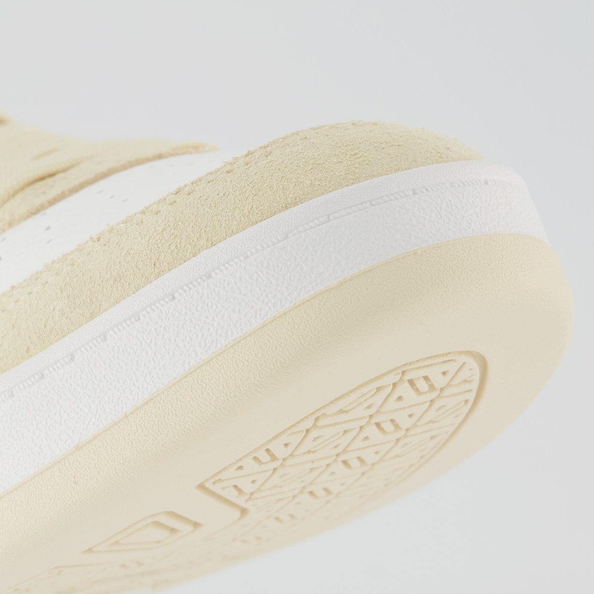 Tênis Puma Caven 2.0 Mono Bdp Branco e Bege Branco/Bege 8