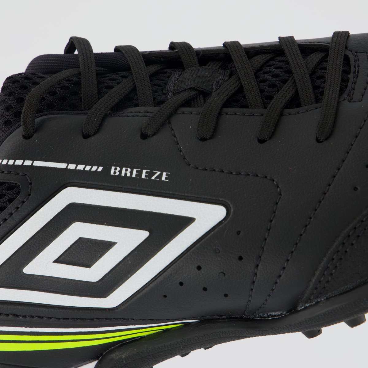 Chuteira Umbro Furious Society Preta e Verde Preto 7
