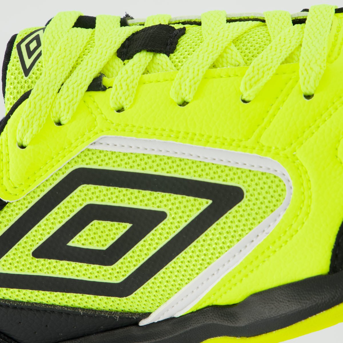 Chuteira Umbro Pro Challenge Uptake Futsal Verde e Preta Preto/Verde 7
