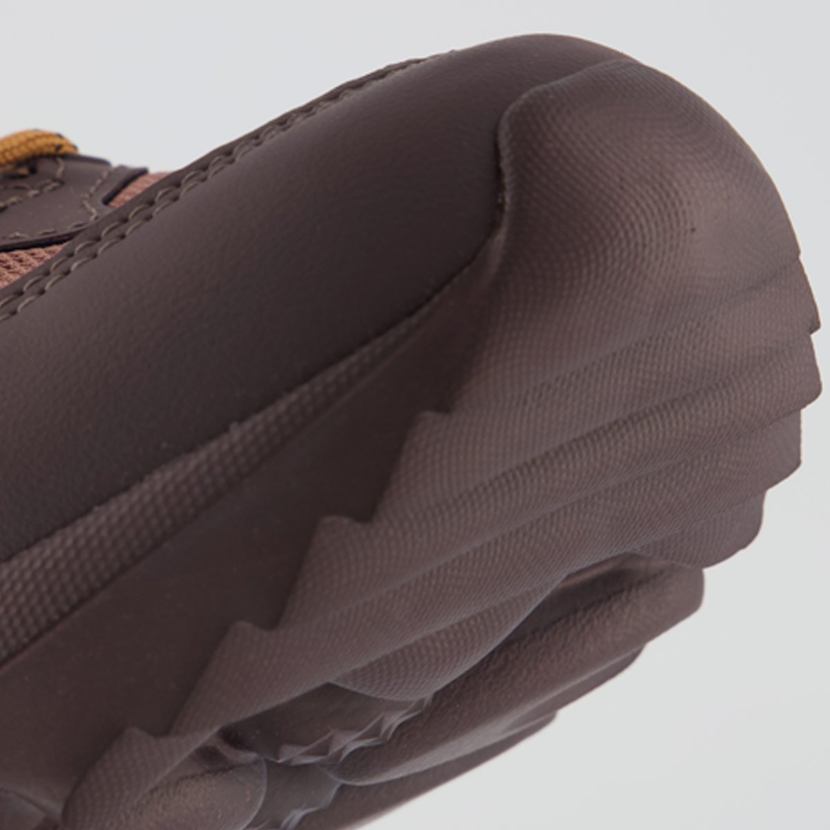 Tênis Fila Venture Tracer Lite Marrom e Amarelo Marrom 8