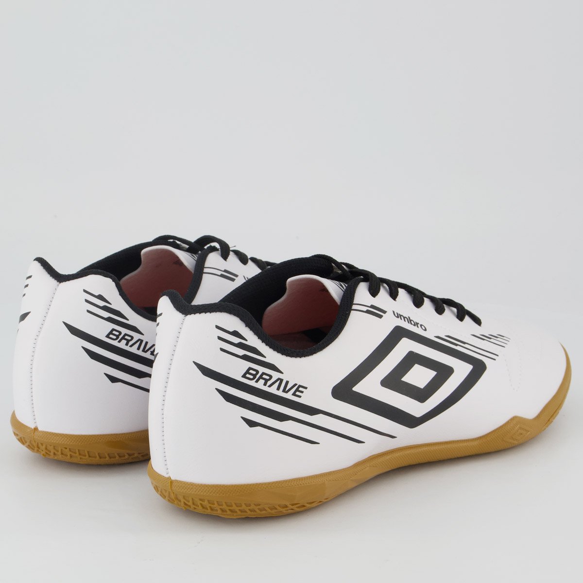 Chuteira Umbro Brave Futsal Branca e Preta Branco 3