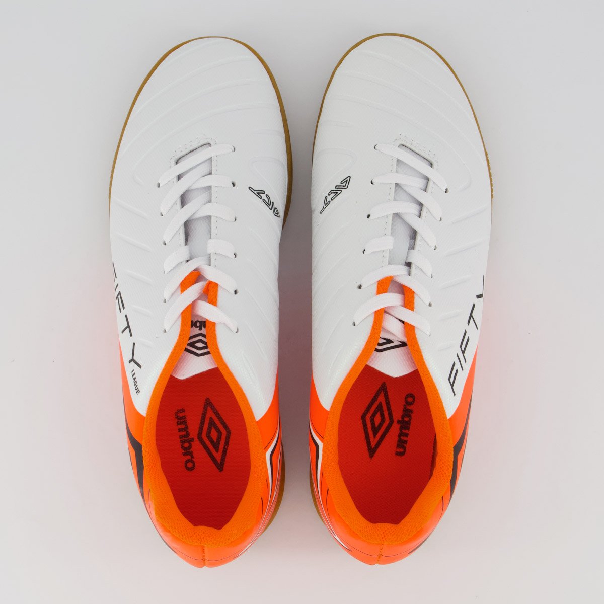 Chuteira Umbro Fifty VI League Futsal Branca e Laranja Branco/Laranja 4
