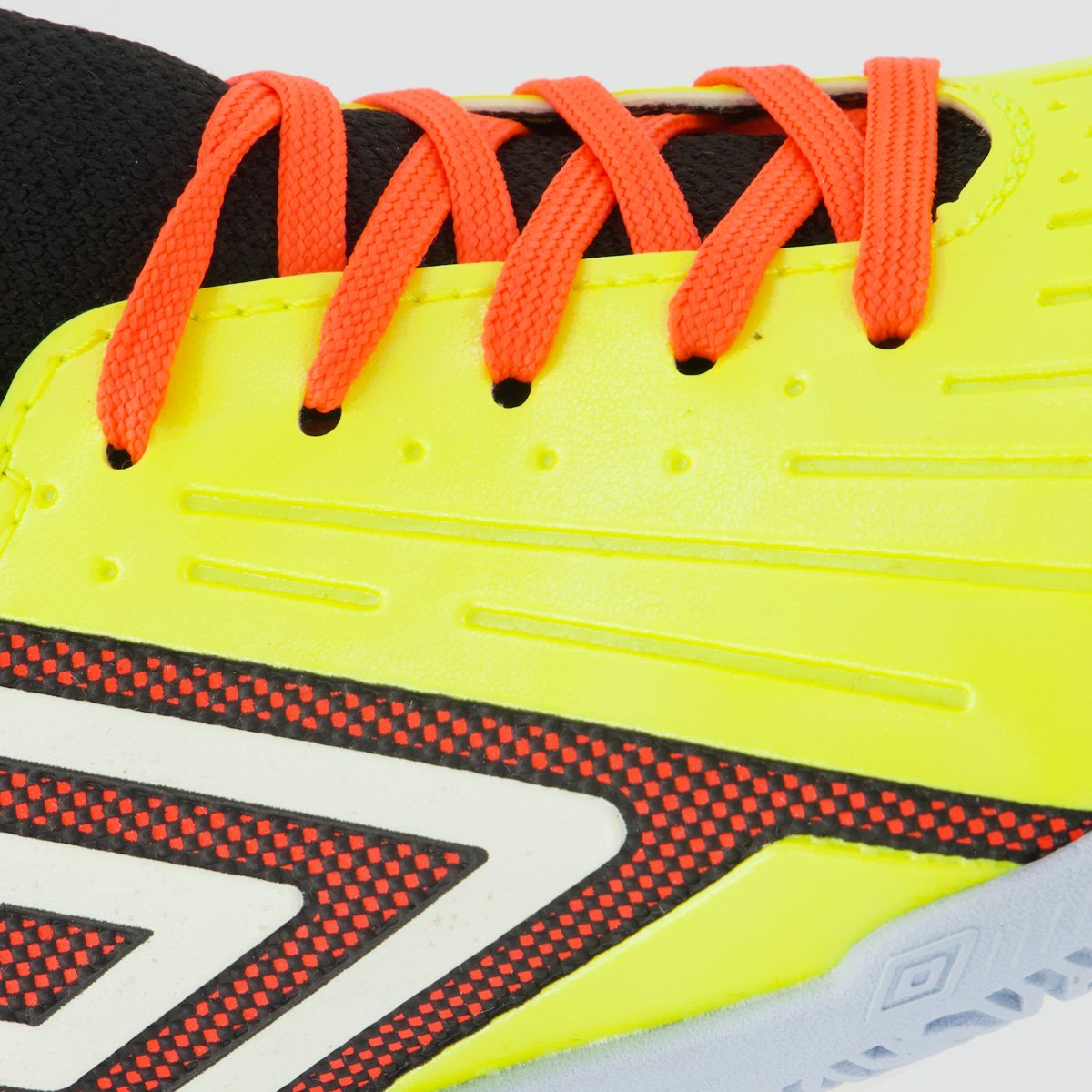 Chuteira Umbro UX Futsal Juvenil Amarela Amarelo 7