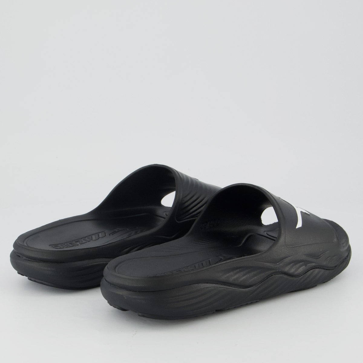 Chinelo Mizuno Enerzy Preto Preto 4