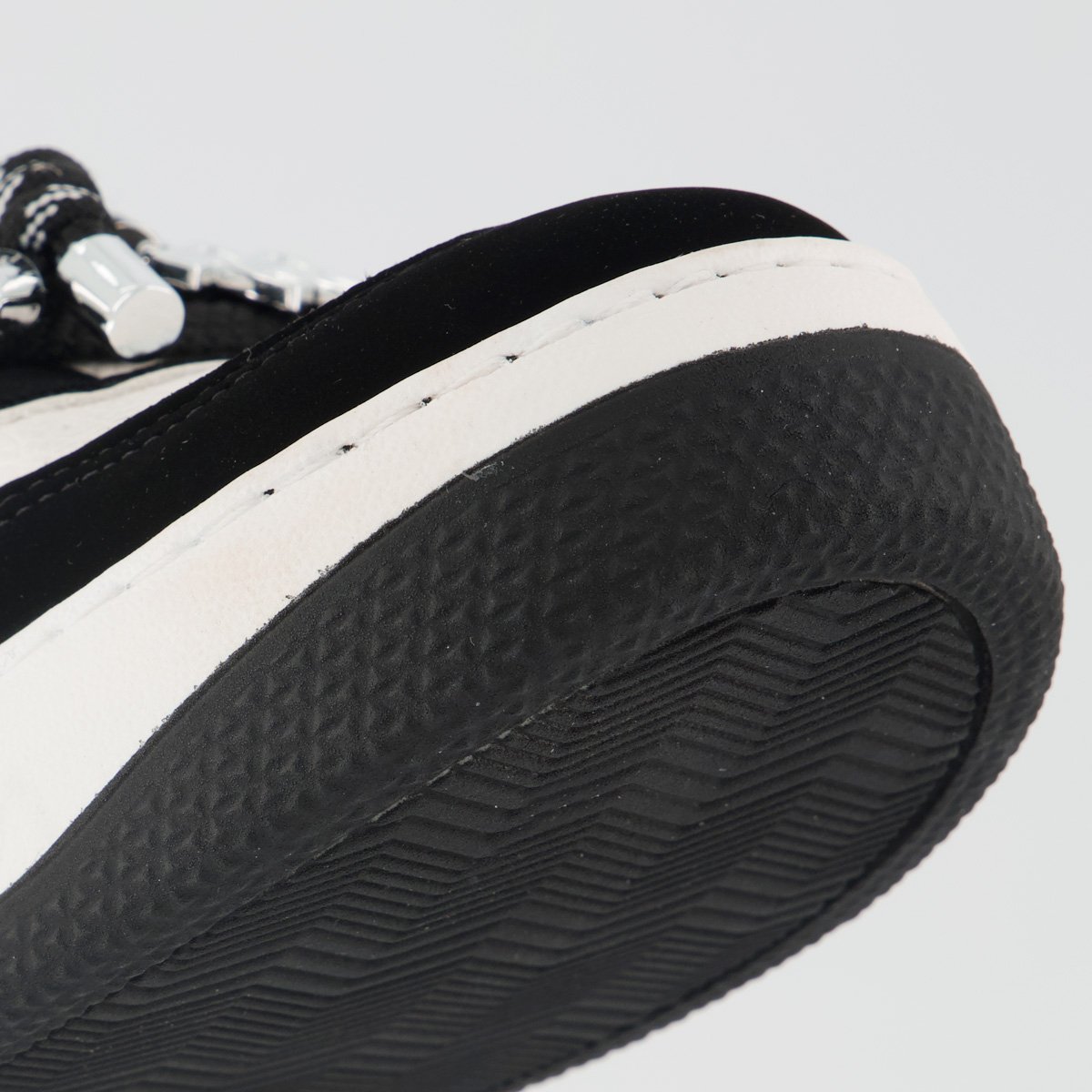 Tênis Via Marte V209 Feminino Branco e Preto Branco/Preto 8