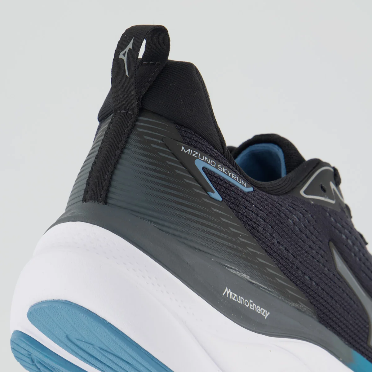 Tênis Mizuno Skyrun Preto Preto 6
