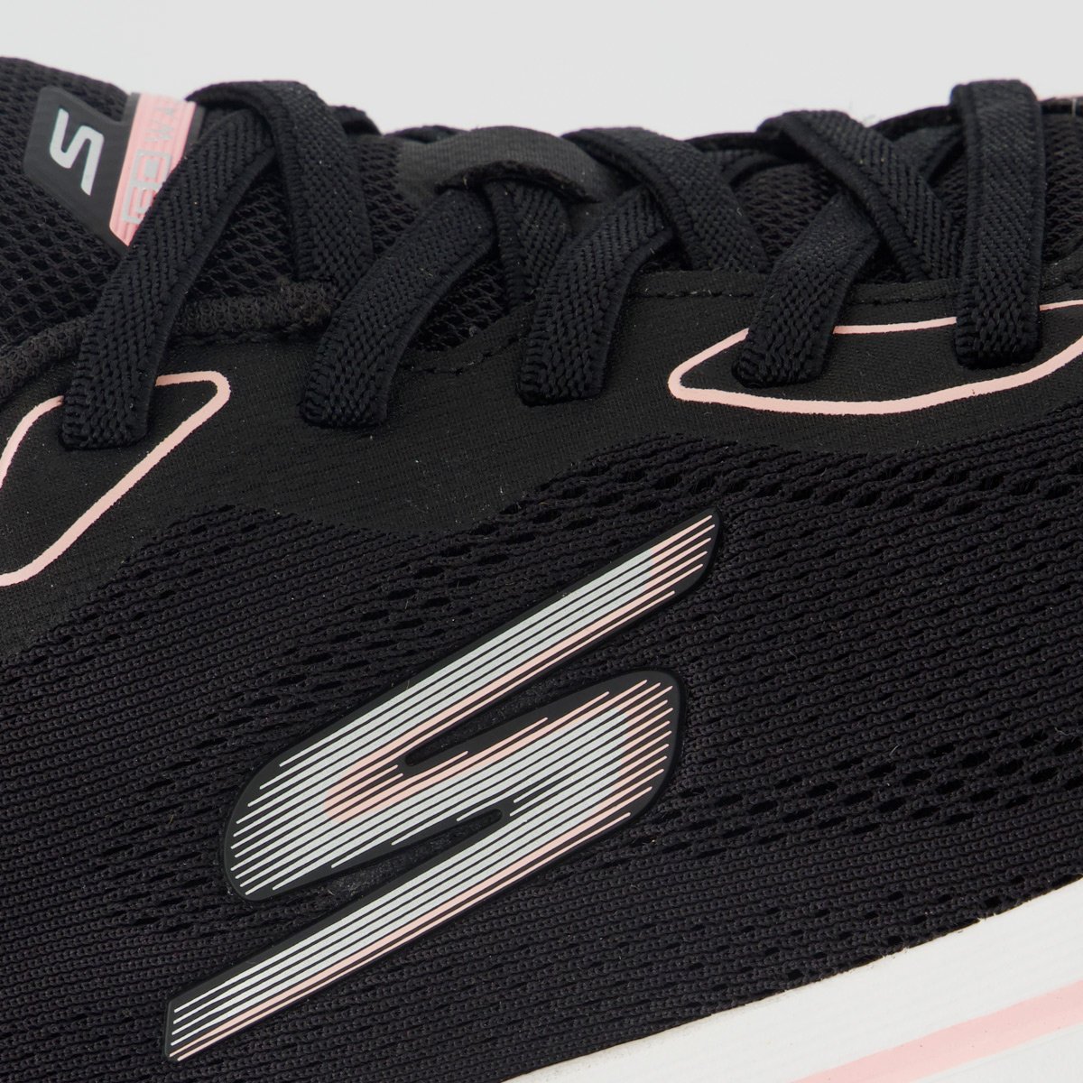 Tênis Skechers Go Walk Arch Fit 2.0 Feminino Preto e Branco Preto 7
