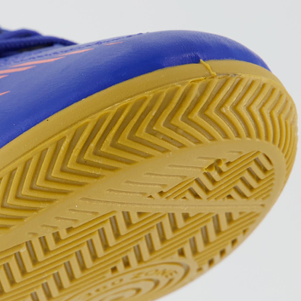 Chuteira Umbro Invictus Futsal Azul e Branca Azul 8