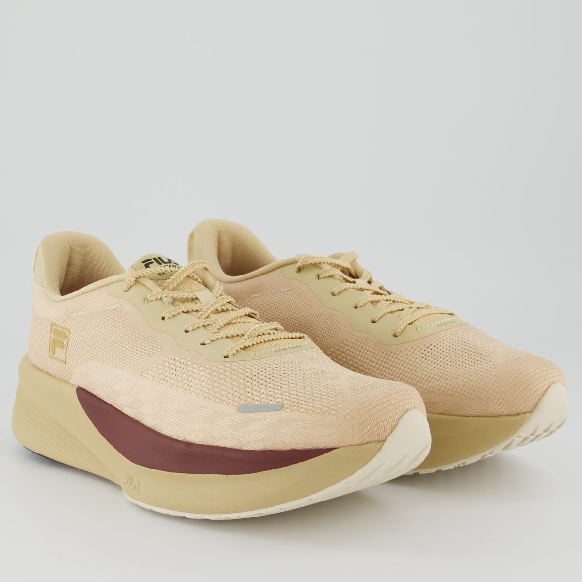 Tênis Fila Aero Skyfoam Bege e Bordo Bege 2