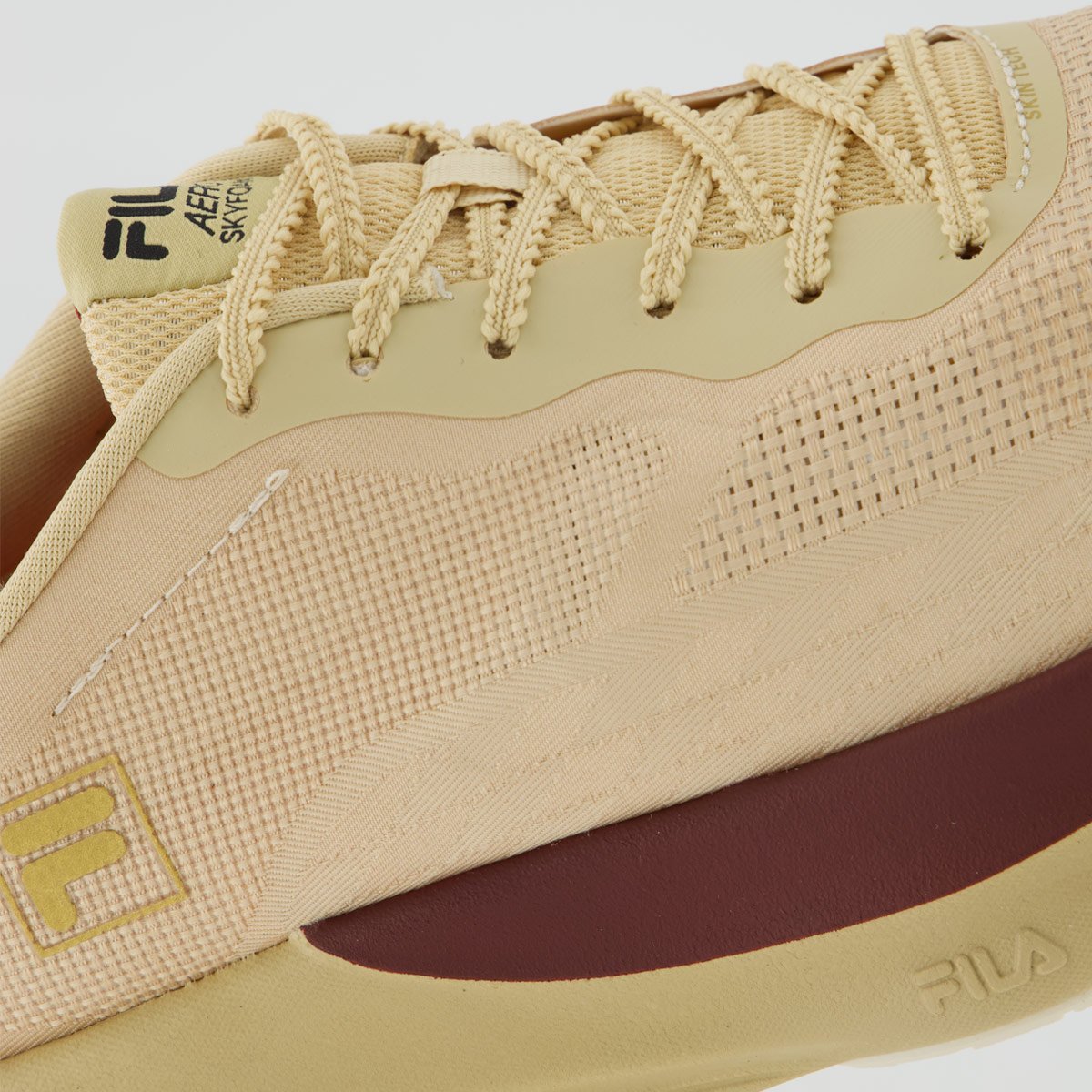 Tênis Fila Aero Skyfoam Bege e Bordo Bege 7