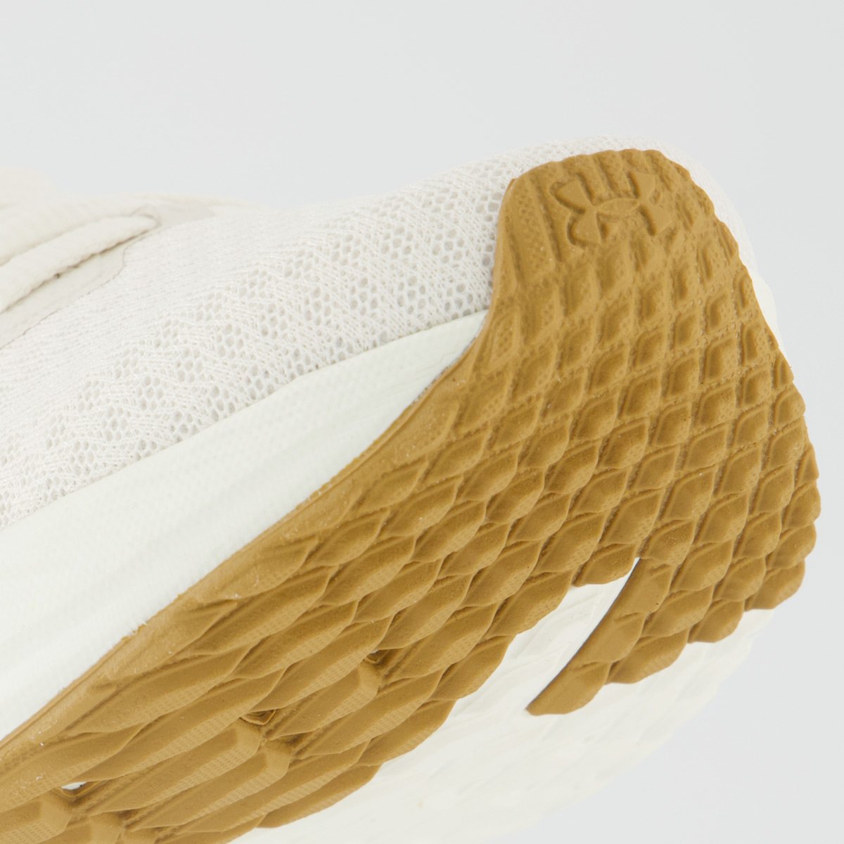Tênis Under Armour Charged Wing 2 SE Feminino Branco Branco 8