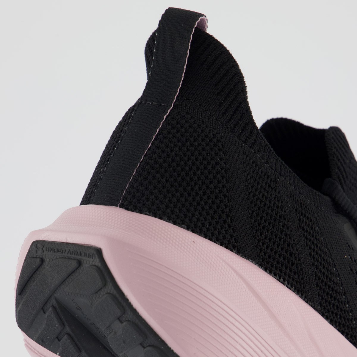 Tênis Under Armour Charged Slight 4 Feminino Preto e Lilás Preto 6