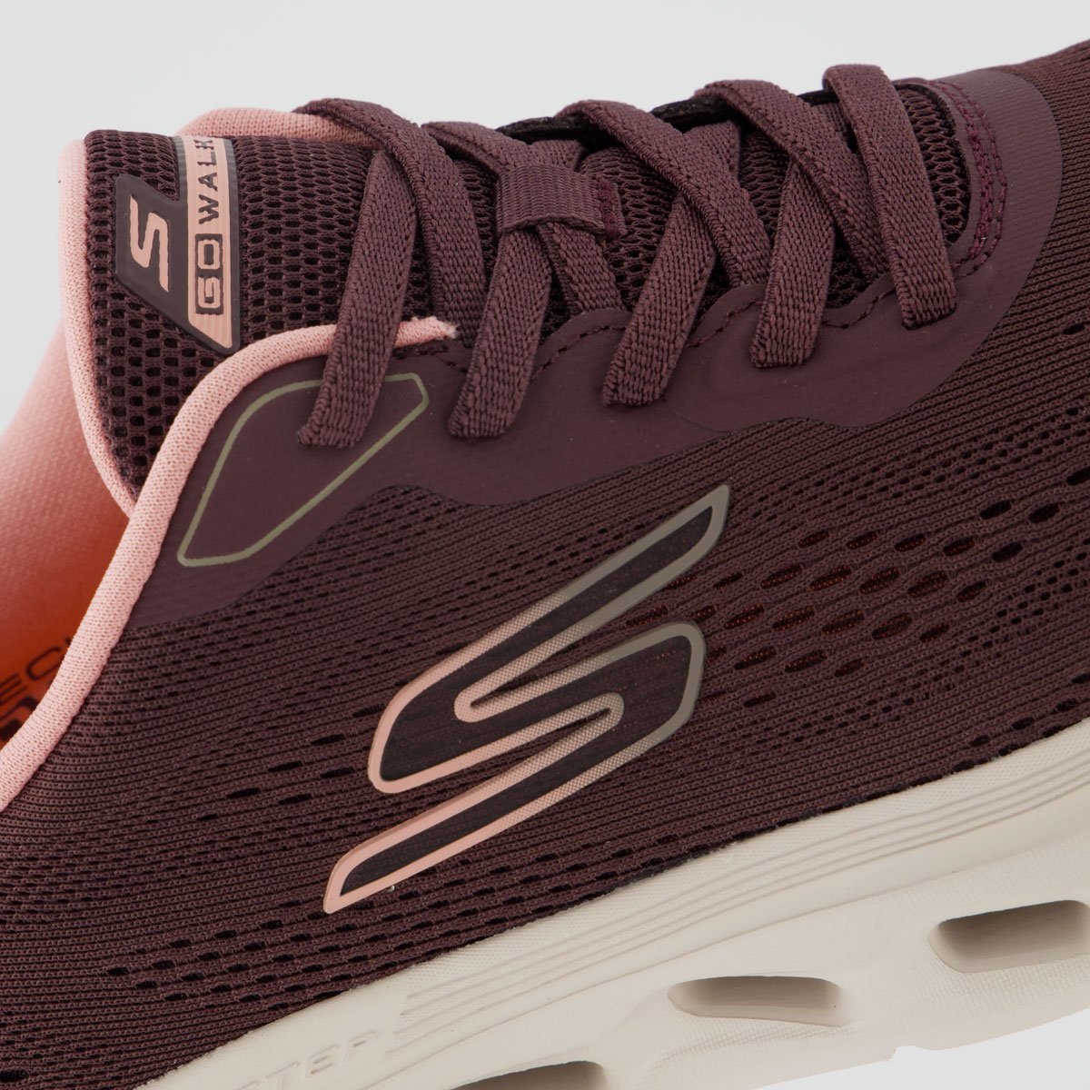 Tênis Skchers Go Walk Glide-Step 2.0 Feminino Bordô Bordô 7